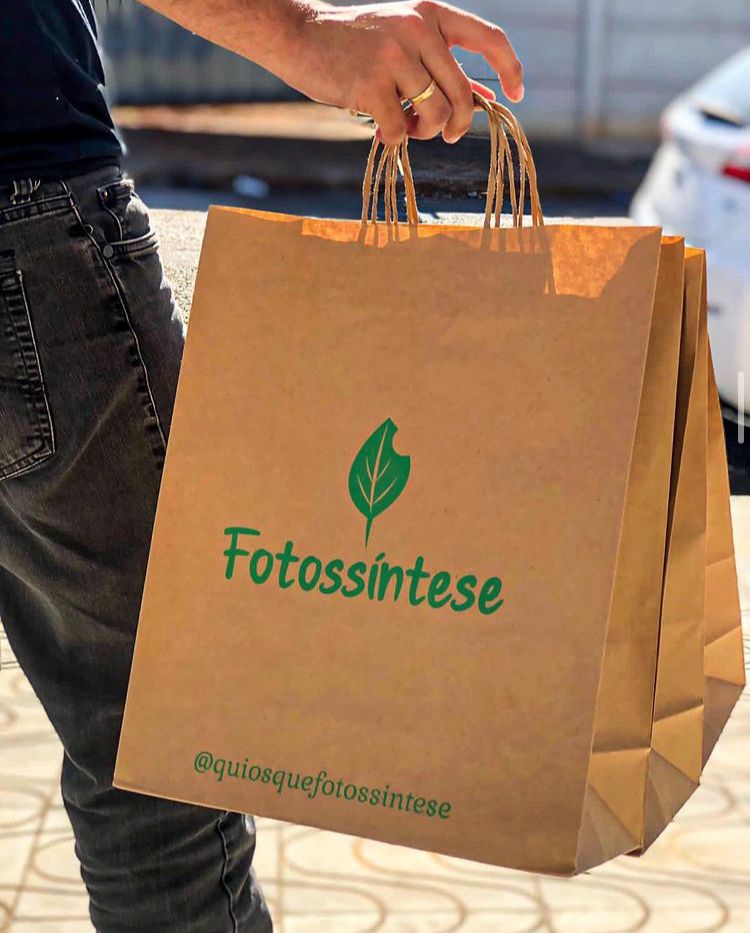 SACOLA KRAFT PRESENTE PARDA G - PERSONALIZADA (MÍN. 100 UN) - Image 3